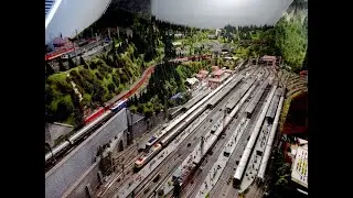 252 Der Hauptbahnhof gesehen von zwei Aussichtspunkten an der Bergstrecke