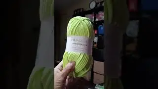 Little  green snugglie