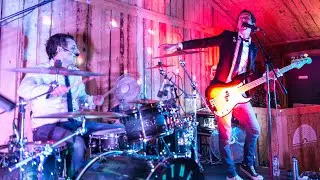 Book A Stanford Farm Wedding Band Shrewsbury Shropshire 'Punch The Air'