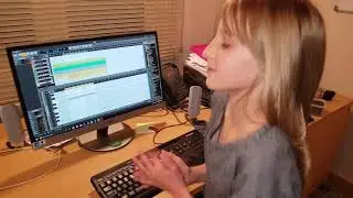 Using the External input of the Mutant Clap to generate another 'guitar' voice.