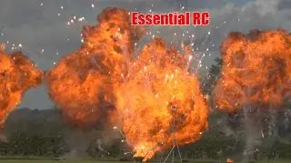 WAR ! [FAST RC WARBIRDS PYROTECHNIC display] (Southern Model Show 2015)