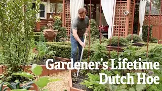 Gardener&rsquo;s Lifetime Dutch Hoe