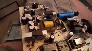 Ремонт монитора Dell 1708FPf &mdash; неисправные крышки