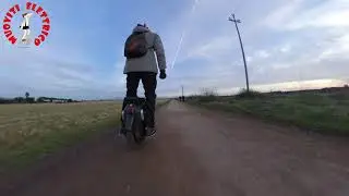 Acquedotti run with a knobby tire