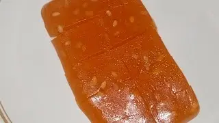 आज बहुत दिनों बाद बनाया 😋 बॉम्बे कराची हलवा 👌🏻 very tasty halwa||#shortfeed ||#shortvideo ||#food 