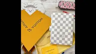 The new lv notebook, small notepad cover made of monogram canvas, can be inserted with 7 cards,