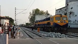 Slowly skipping KTE WDG4D 70822 with Flat bed rake || Indian Railways
