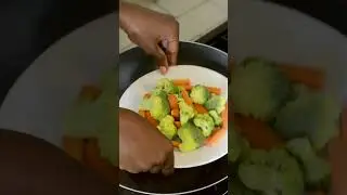 Kitchen Hack: how to steam veggies without a steamer.