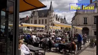 Explorez la Place Carnot ombrag&eacute;e entre cath&eacute;drale et palais ducal Nevers