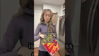Mindful eating hack ➡️ don&rsquo;t laser focus, just ask yourself how the food tastes!