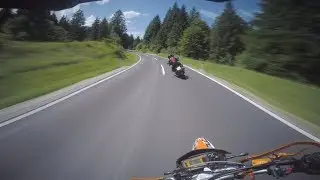 KTM 1290 Superduke vs. KTM 640 | Chasing the duke |