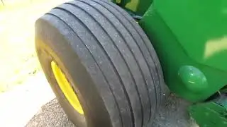 2010 JOHN DEERE 568 For Sale