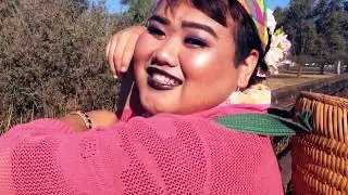 Xy Lee &ldquo;Ntuj E Me Leej Ntxhais&rdquo; l PajYeeb MV