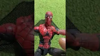 Spider-Man First Appearance - Marvel Legends Sentinel Build-A-Figure Series (2005)