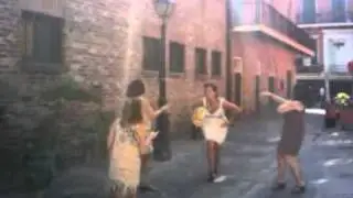 Istanbul, Not Constantinople Silly Dance