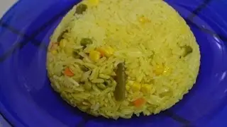 Yellow rice with vegetables