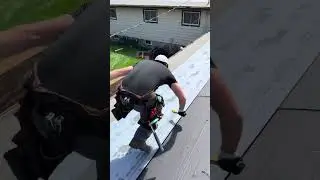 Roofing ASMR Day 113 🔨 #roofing #roofingcontractor #roofer #fyp #bluecollarcontent #contentcreation