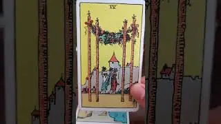 #tarotkarten #orakel #liebeslegung #tarotliebe #spirituell #kartenleger #tarotlegung #tarot