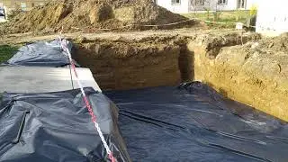 Construire une piscine 9*4 fond en pente douce. part 1 terrassement.