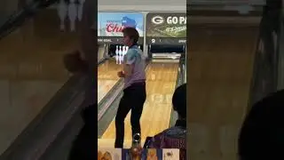Little Love tap on the 10 pin! #bowling #10pin