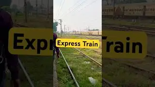 Express Train #mustwatch #traintravel #viral #railway #travel #ytshorts #trending #entertainment