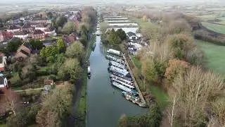 Kennet and Avon canal Caen Hill Flight at Christmas 2022