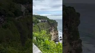 Uluwatu #uluwatu #lovercliff