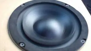 Hybrid Audio Technologies I6SW playing bass mechanic
