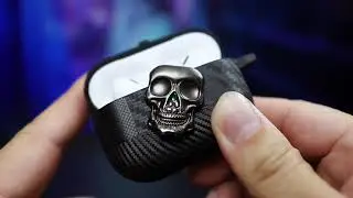 3D Skull Carbon Fiber Protective Case for AirPods Pro 2 & AirPods 4 with Keychain