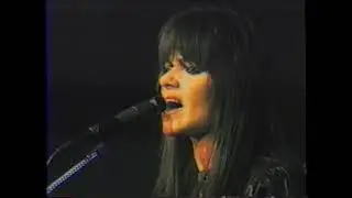 Donna Nye guitar solo rock in america by night ranger #nightranger #femaleguitarist
