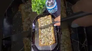 Cheesy garlic bread #cheesy #cheesybread #garlicbread #viralvideo #shorts #shortsviral #recipe #food