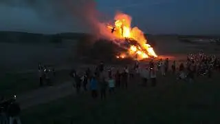Heimat - Maibaumaufstellen & Hexenfeuer 4K HDR HLG