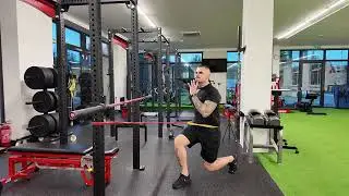Deceleration forward lunge w/ band