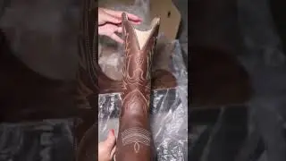 ARIAT WIDE-CALF WESTERN BOOTS UNBOXING + TRY-ON 🤠👢 - Check out my review in my latest vlog!