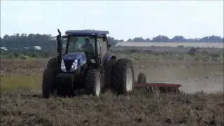 New Holland T7060