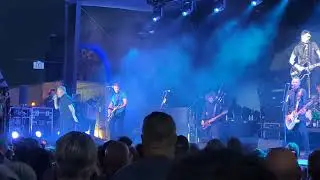 Dropkick Murphys - Who'll Stand With Us