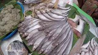 Thai Market : local food in The market at Nakhon Phanom City