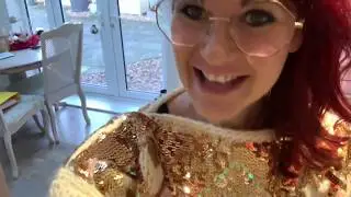 A daily uk vlog vlogmas 17 December 2019 wrapping shopping slimming world cooking