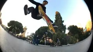 Adri&aacute;n Del Campo - Flat Session