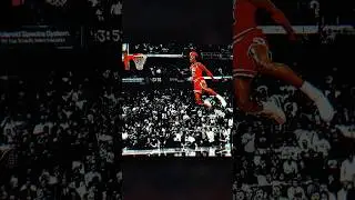 Michael Jordan&rsquo;s iconic free throw line dunk 🤯 #shorts