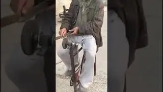 Sharpening knives with the power of bicycle pedaling#shorts