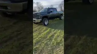What should I do next to the truck? 🇺🇸🇺🇸🇺🇸#shorts#subscribe#truck