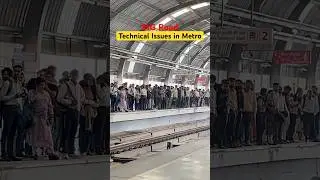 MG Road Metro Station Crowd