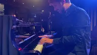 “In a sentimental mood” - Lucas Herrera Fernández (Solo Piano)