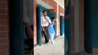How cute 🥰  School Love 😃🥰   #crush #schoollovestory #romantic #students