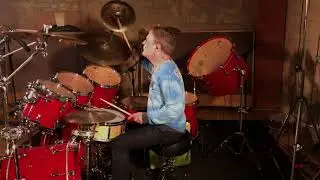 PLAYING DRUMS TO A JAZZ/ROCK TRACK TRAILER - GARY HUSBAND ONLINE DRUM TUITION