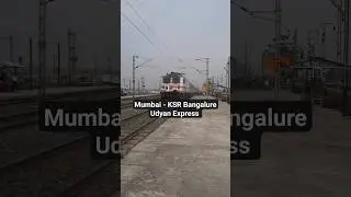(Mumbai - KSR Bangalure)// Udyan Express high speed crossing at 130 kmph #tranding #shorts #viral