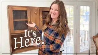 It's Here! - Decorating My Antique Hoosier Cabinet