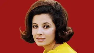 Barbara Parkins  In G-Strlng Photos Leave Little To Imagination..Take a look