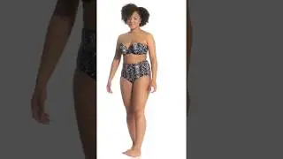 Raisins Curve Plus Size Half Moon Lush Bikini Top | SwimOutlet.com